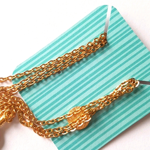 Multilayer Gold Necklace (Comes with a box) - Picture 10 of 15